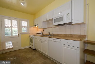 1327 Meridene Dr, Baltimore, MD 21239 - photo 7