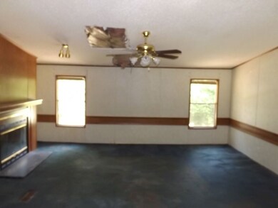 378 Cooperwood Rd, Crawfordville, FL 32327 - photo 5