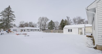 311 Sherman St, Bronson, MI 49028 - photo 4