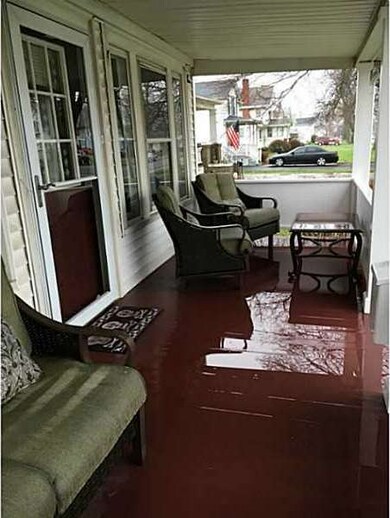 Porch - Open.