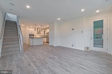 14320 Yesler Ave unit 17, Chantilly, VA 20151 - photo 7