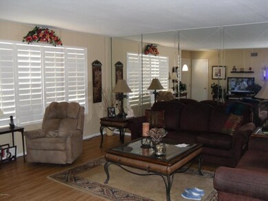 6642 E Ellis St, Mesa, AZ 85205 - photo 4