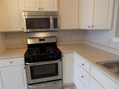 5571 Spring Ridge Dr W, Macungie, PA 18062 - photo 4