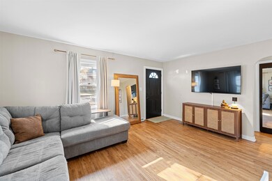 135 E Kirwin Ave, Salina, KS 67401 - photo 5