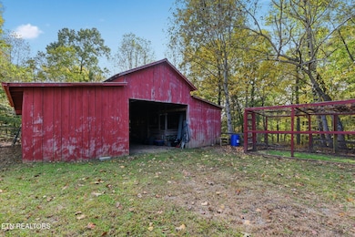 445 & 443 Leighton Ln, Jacksboro, TN 37757 - photo 5