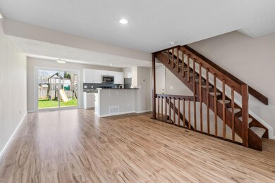 6140 Parkglen Rd (Interior)-3