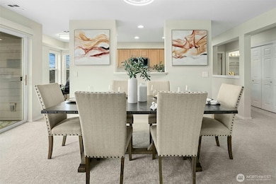 22535 SE Highland Cir unit 206, Issaquah, WA 98029 - photo 5