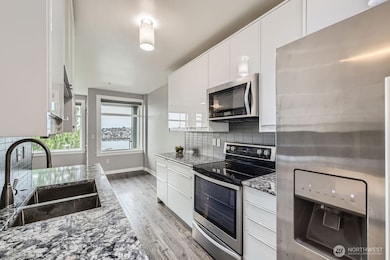 PORTAL OVER LAKE UNION CONDOMINIUM unit B304, Seattle, WA 98109 - photo 4