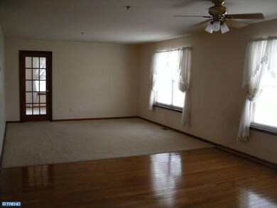 309 Jefferson Ct, Royersford, PA 19468 - photo 6