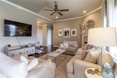 740 Captain Stockton St, Prairie Grove, AR 72753 - photo 6