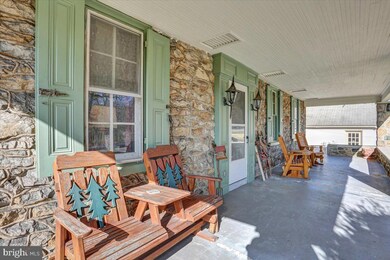 3056 Pricetown Rd, Temple, PA 19560 - photo 4