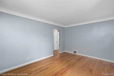 12773 Walnut St, Southgate, MI 48195 - photo 3