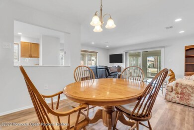 62 Ellsworth Ct unit 121A, Red Bank, NJ 07701 - photo 6