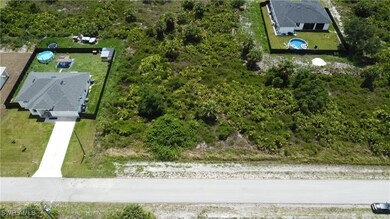 933 Norton Ave S, Lehigh Acres, FL 33974 - photo 6