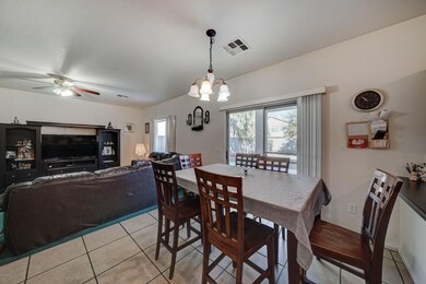 1120 E Hidalgo Ave-7
