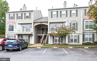 9249 Cardinal Forest Ln unit 202, Lorton, VA 22079 - photo 2