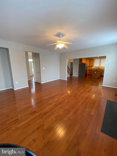 35771 Chapel Hill Ct, Round Hill, VA 20141 - photo 6