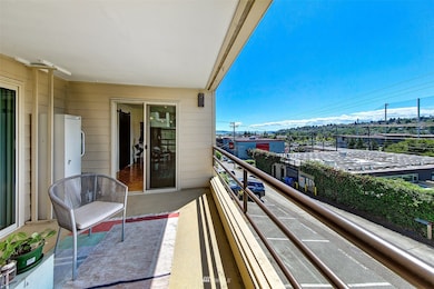 Perspective looking at the dining room and over towards the city. 