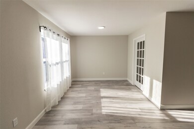 1521 W Sam Houston Pkwy S, Houston, TX 77042 - photo 5