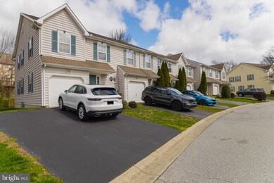 528 Red Bud Ct, Wilmington, DE 19805 - photo 2