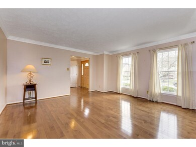 501 Monmouth Dr, Mount Laurel, NJ 08054 - photo 5