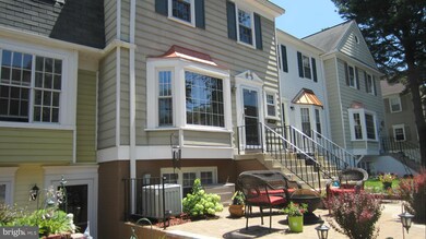 1449 Chatham Ct, Crofton, MD 21114 - photo 2