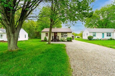 7339 Fitch Rd, Olmsted Falls, OH 44138 - photo 3