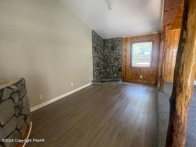 8114 Flint Dr, Pocono Lake, PA 18347 - photo 6