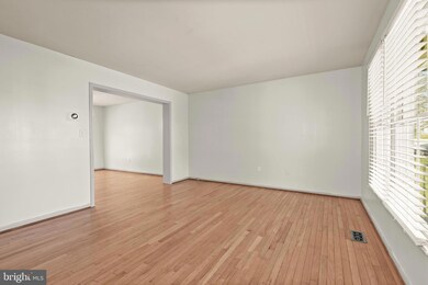 7566 Merrymaker Way, Elkridge, MD 21075 - photo 4