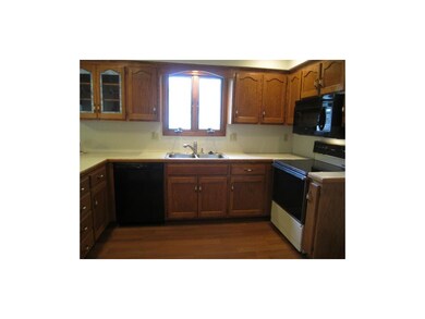 Functional kitchen layout!