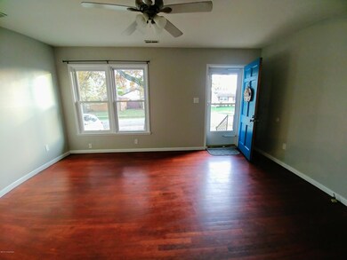 6515 Firethorn Way, Louisville, KY 40229 - photo 5