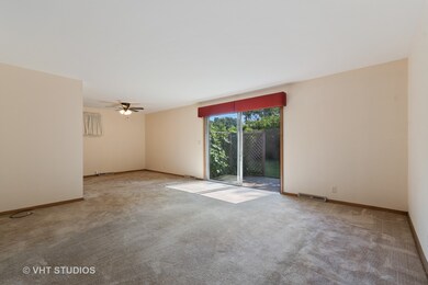 743 Sheldon Ave, Aurora, IL 60506 - photo 3