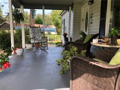 1012 Franklin St, Darien, GA 31305 - photo 5