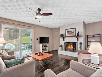 4 Fieldcrest Cir, Asheville, NC 28806 - photo 3