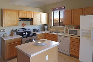 8867 S Desert Valley Way, Tucson, AZ 85747 - photo 7