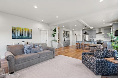 14-Living Room
