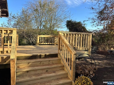 251 Cupsaw Dr, Ringwood, NJ 07456 - photo 4