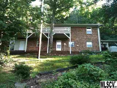 Brick Ranch Near Boone
