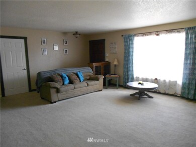 2449 30th Ave, Longview, WA 98632 - photo 5