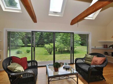 1007 Gilbert Stuart Rd, Saunderstown, RI 02874 - photo 5