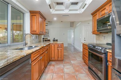 9968 Treasure Cay Ln, Bonita Springs, FL 34135 - photo 7