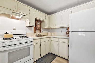 5 Kenmar Dr unit 1, Billerica, MA 01821 - photo 4