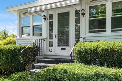 37 Rowena St, Worcester, MA 01606 - photo 2