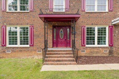 213 Rivenoak Dr, Fayetteville, NC 28303 - photo 4