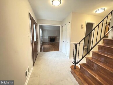 2053 Kings House Rd, Silver Spring, MD 20905 - photo 3