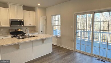 2060 Rivers Dr, Newark, DE 19702 - photo 4