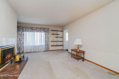 204 Buel Ave, Staten Island, NY 10305 - photo 6