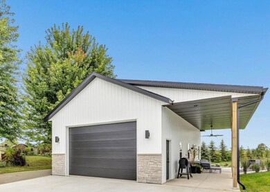 W6084 Autumn Mist Trail, Appleton, WI 54913 - photo 4