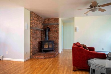 27 Perkins Rd, Londonderry, NH 03053 - photo 6