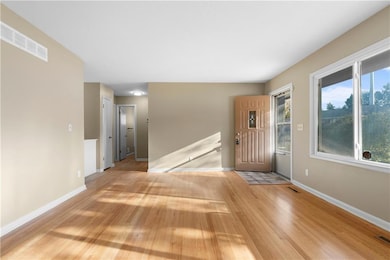 9000 E 84th St, Raytown, MO 64138 - photo 5